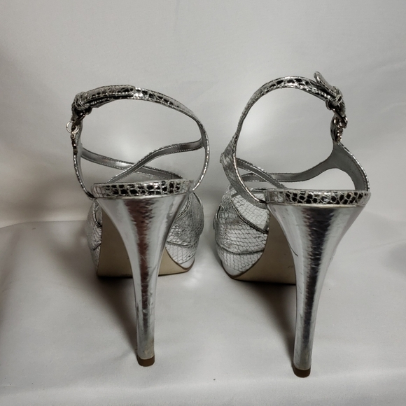Guess 5" Silver heels - Picture 3 of 4